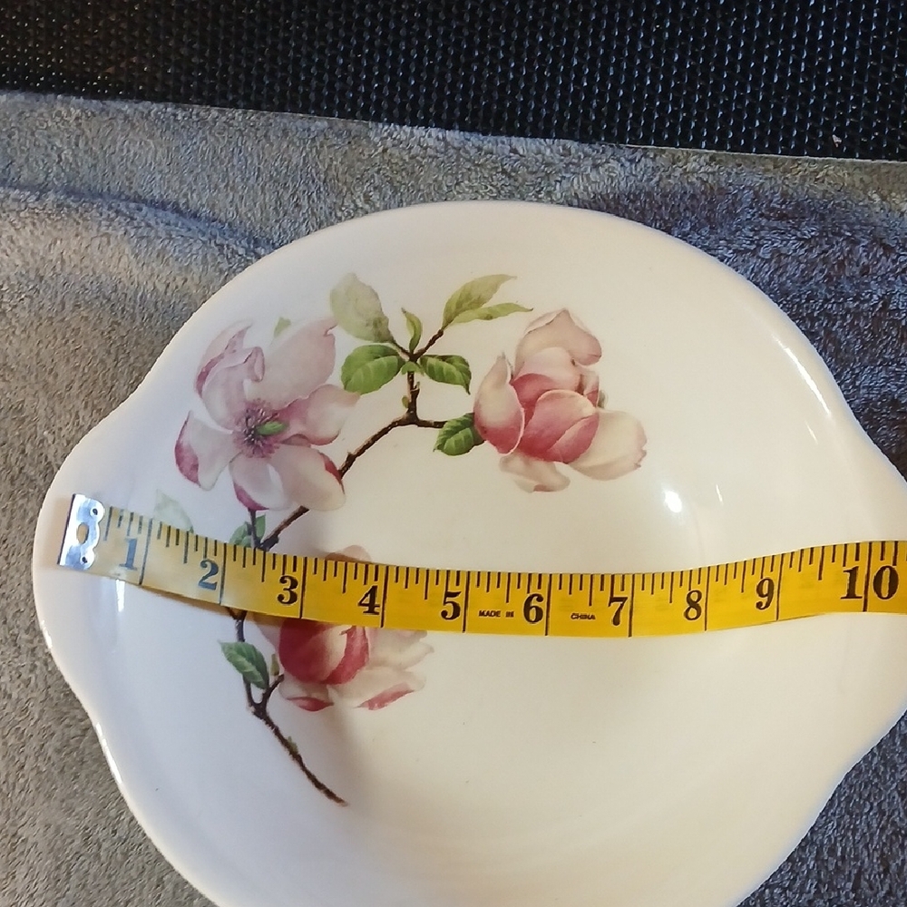Vintage Floral Ceramic Serving Bowl - Picture 3 of 4